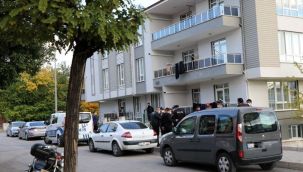 Babasının tabancası ile kendini vurdu
