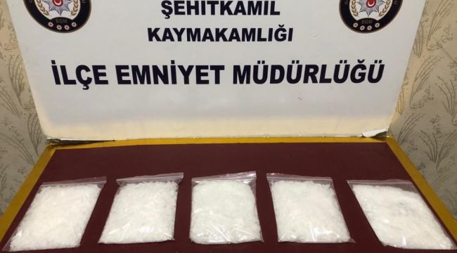 Gaziantep'te 1 kilo metamfetamin ele geçirildi