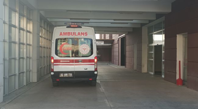 İkinci kattan düşen şahıs ağır yaralandı