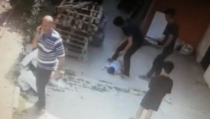 istanbul'da dehşet anları:Balkondan düşen çocuğunu kucağında taşıdı