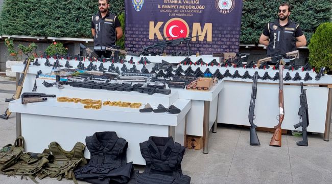 İstanbul'da suç örgütlerine silah temin eden kişilere operasyon