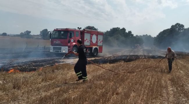 Tekirdağ'da boş arazide çıkan yangın güçlükle söndürüldü