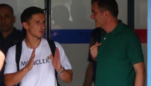 Trabzonspor Enis Bardhi'yi KAP'a bildirdi