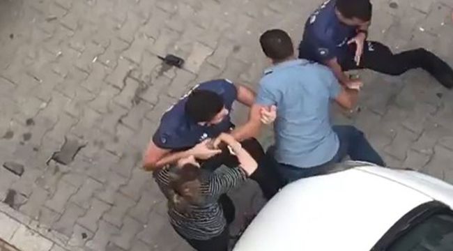 Adamın evi su sızdırdı diye önce komşusuna, sonra polise saldırdı