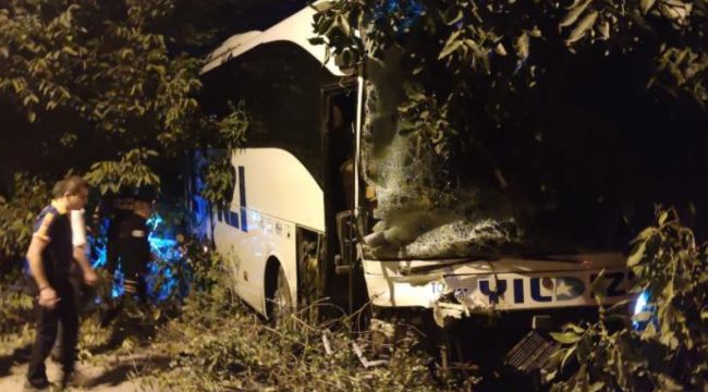 Amasya'da yolcu otobüsüyle kamyonet çarpıştı