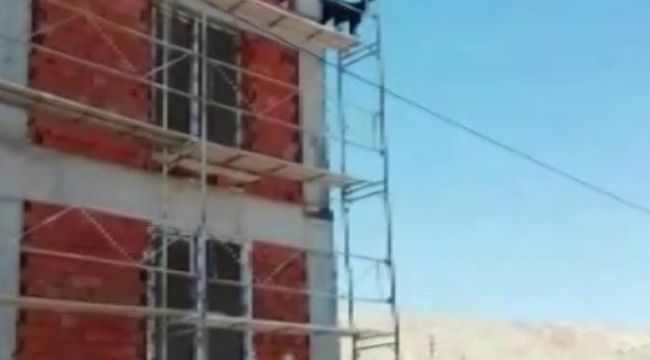 Keçi öyle bir yere çıktı ki, çıktığı yerden indirmek çok daha zor oldu