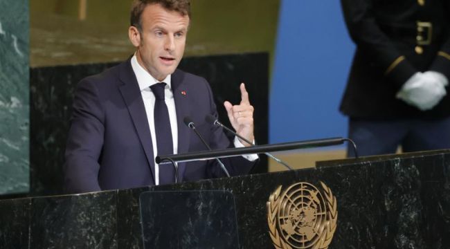 Macron, Rusya'nın Ukrayna'yı işgalini “emperyalizme” dönüş olarak nitelendirdi