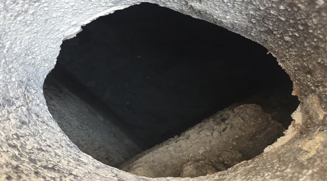 Taşı kafatası sanan ev sahibi polisi alarma geçirdi