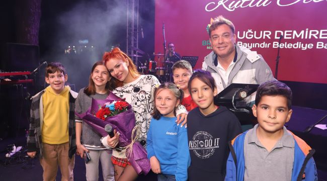 Bayındır’da 29 Ekim Cumhuriyet Bayramı coşkuyla kutlandı