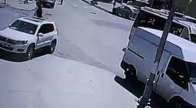 Dikkatsiz sürücü kazaya sebebiyet verdi