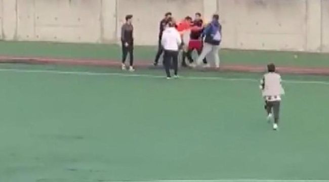 Bağcılar'da hakeme saldırı