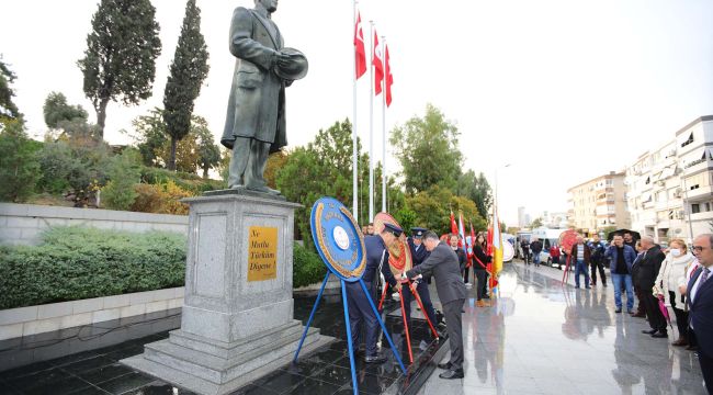 Bayraklı’da öğretmenlere coşkulu kutlama: Belediyeden tüm okullara pasta