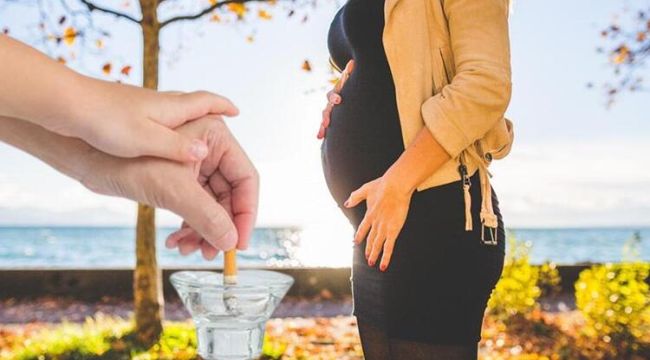Bebek, annenin içtiği her 1 sigarayı 40 sigara gibi algılıyor