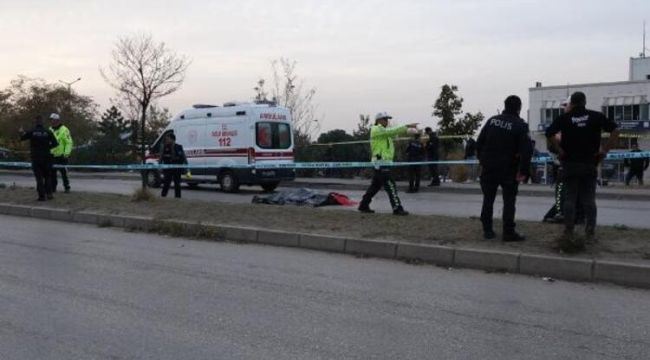 Bisikletinden düşüp beton mikserinin altında kalan Erman, öldü