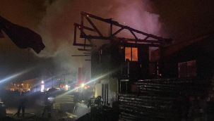 Bolu'da kereste fabrikasında yangın