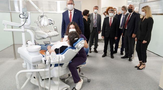 EÜ Diş Hekimliği Fakültesi “Dijital Klinik” hizmet vermeye başladı