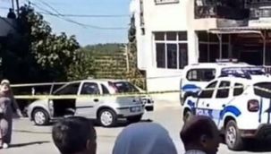 Fren yerine gaza bastı oğluna çarptı