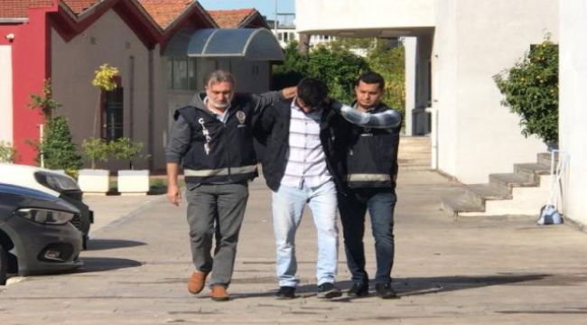 Rastgele ateş açıp yoldan geçeni öldürdü