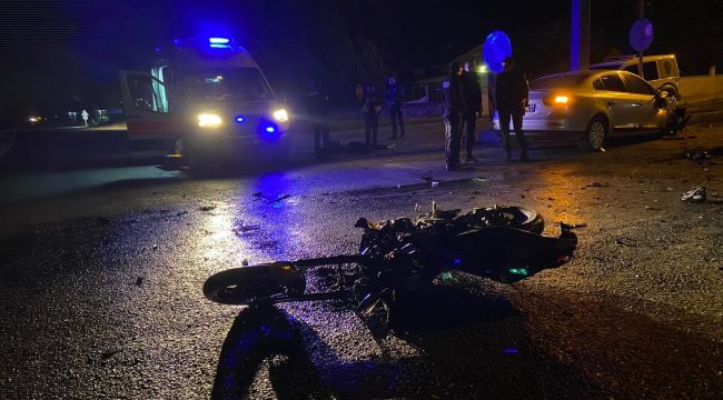 Tire’de motosiklet ile otomobil çarpıştı: 1 kişi hayatını kaybetti