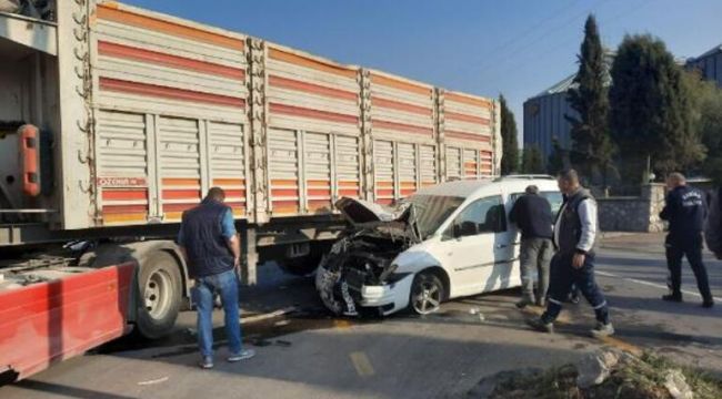 Turgutlu'da gerçekleşen kazada 3 kişi yaralandı