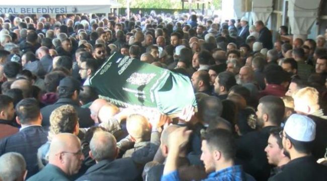 Üniversiteli son yolculuğuna uğurlandı