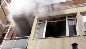 Yangında mahsur kaldı