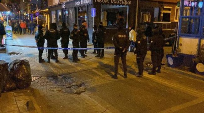Barlar sokağında tartıştığı mekan çalışanını silahla vurup, öldürdü