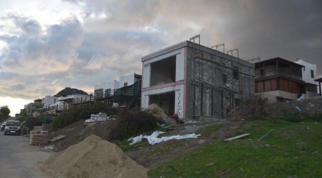 Bodrum'da sitede 'kaçak yapı' gerginliği