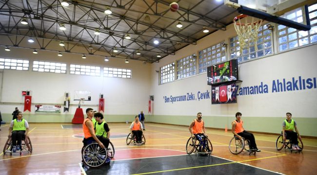 Bornova’da farkındalık yaratan maç
