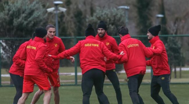 Göztepe’de gözler lige çevrildi
