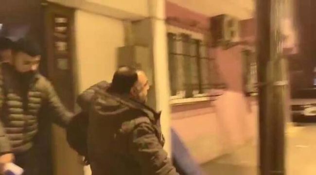 Hırsızlığa çocuklarıyla gitmişler