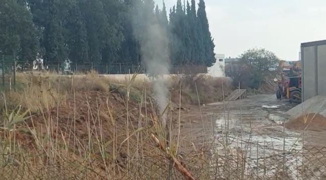 İzmir'de doğal gaz ana dağıtım borusu delindi, büyük panik yaşandı