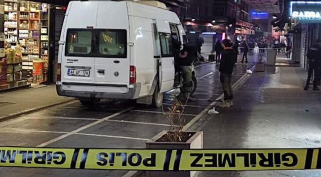 Malatya'da şüpheli kutu fünyeyle patlatıldı