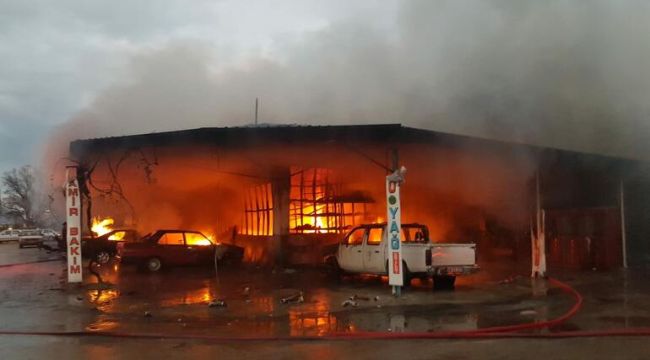 Muğla'da tamirhane'de yangın çıktı