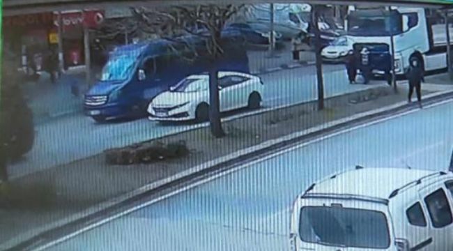 Sancaktepe'de TIR'ın çarptığı kadın hayatını kaybetti