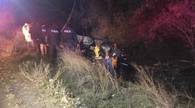 Yolcu otobüsü devrildi