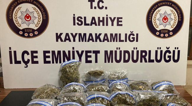 Yolcu treninde 10,6 kilo esrara 2 gözaltı