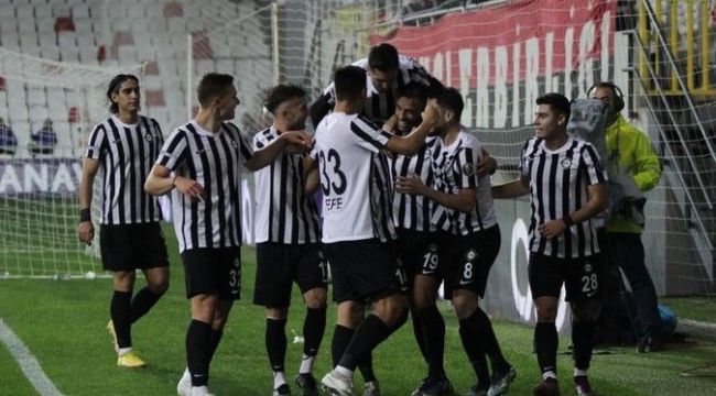 Altay'da, mağlubiyet serisi devam ediyor