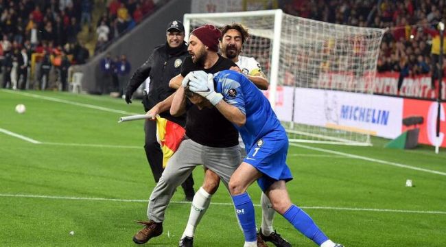 Altay kalecisine korner direğiyle vuran sanık hakkında 15 yıl hapis istemi