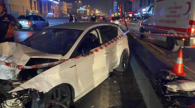 Avcılar'da kaza sonrası sağlık görevlilerine yumruklu ve koltuk değnekli saldırı