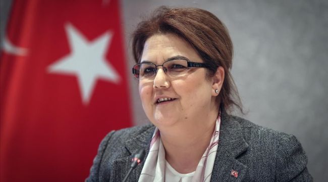 Bakan Derya Yanık: Toplam 1 milyar 847 milyon TL Evde Bakım Yardımı’nı hesaplara yatırmaya başladık