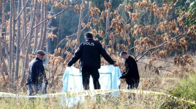 Başı ve kolları olmayan cesette 'bıçak' detayı