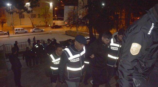 Bilecik merkezli dolandırıcılık operasyonu