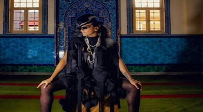 Eda Taşpınar'a camide çektirdiği fotoğraf nedeniyle soruşturma