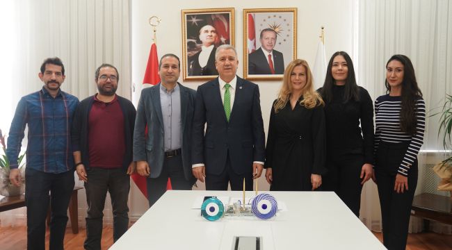 Egeli Bilim Ekibi,  akıllı pişirme yönetim sistemli yerli döner makinesi üretecek