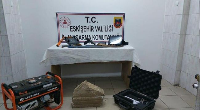 Eskişehir’de kaçak kazıya suçüstü