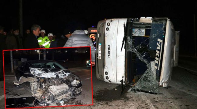 Gaziantep’te, servis minibüsü ile otomobil çarpıştı