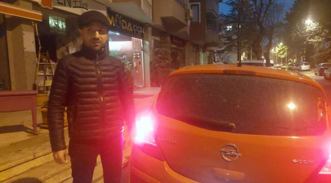 Genç Parti Çorum İl Başkan Erenler'in aracına tüfekle ateş açıldı