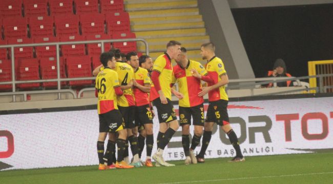 Göz-Göz evinde yenilmedi