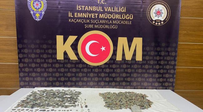İstanbul'da yolcu otobüsünde 2 bin 154 sikke ele geçirildi